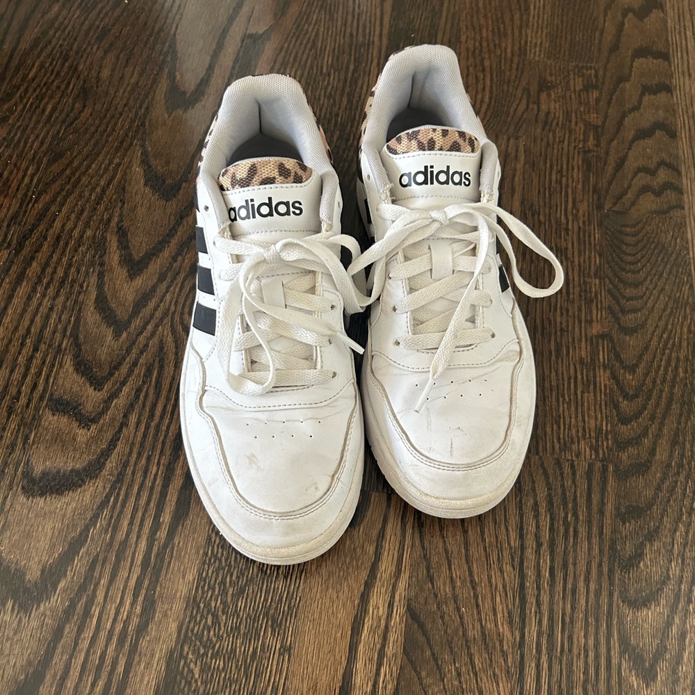 Adidas women’s 9